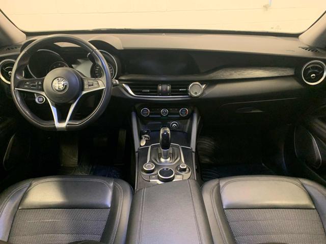 ALFA ROMEO Stelvio usata, con Fari Xenon