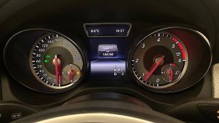 MERCEDES-BENZ GLA 200 usata 9