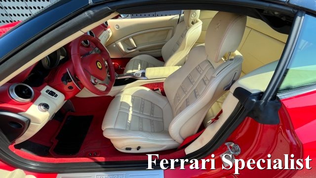 FERRARI California usata 32