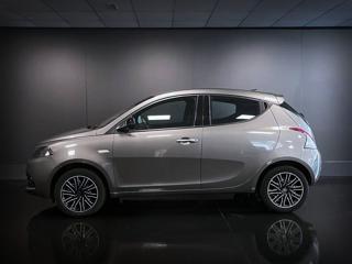 LANCIA Ypsilon usata, con Autoradio