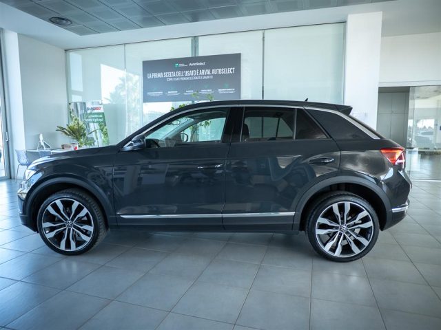 VOLKSWAGEN T-Roc usata, con Cerchi in lega