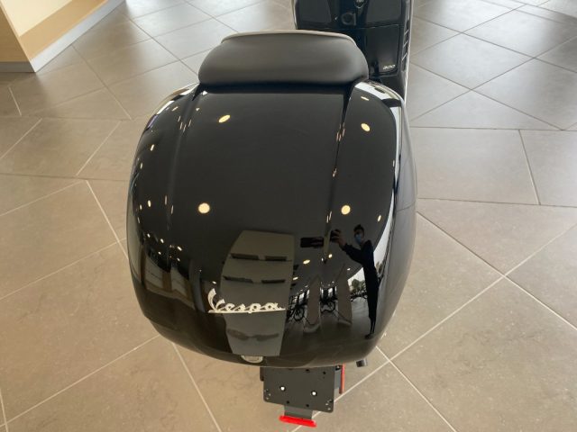 PIAGGIO Vespa GTS 300 Super usata 5