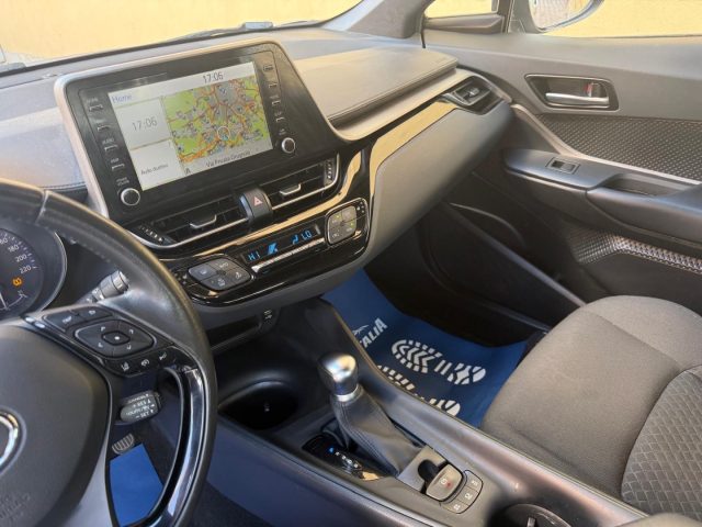 TOYOTA C-HR usata, con Sedile posteriore sdoppiato