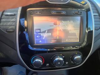 RENAULT Captur usata, con Sistema di navigazione