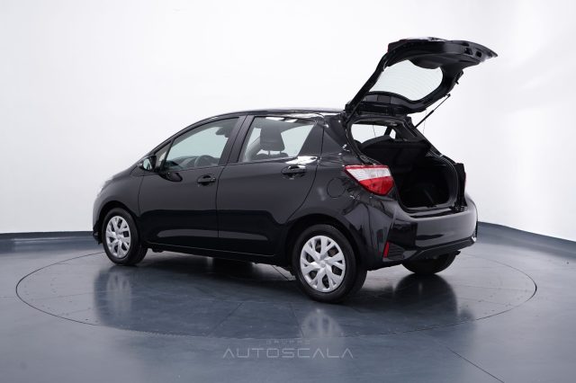 TOYOTA Yaris usata 28