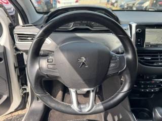 PEUGEOT 208 usata, con Cerchi in lega