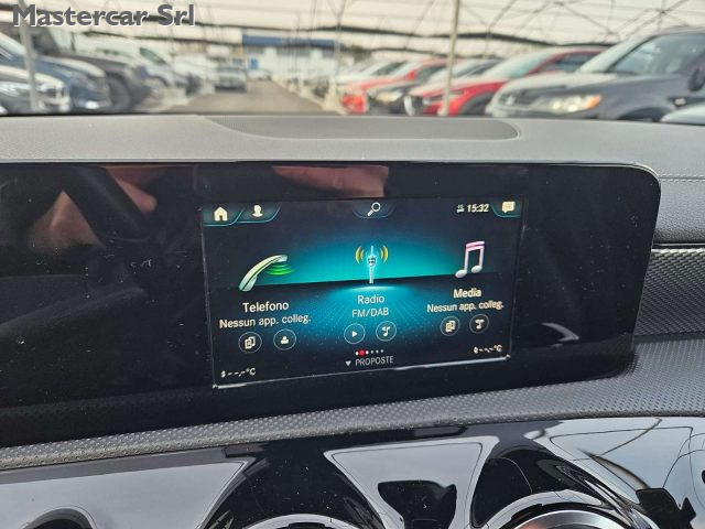 MERCEDES-BENZ CLA 200 usata, con Interni in pelle