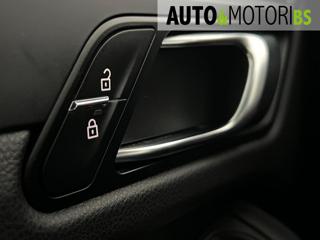 PORSCHE Macan usata, con USB