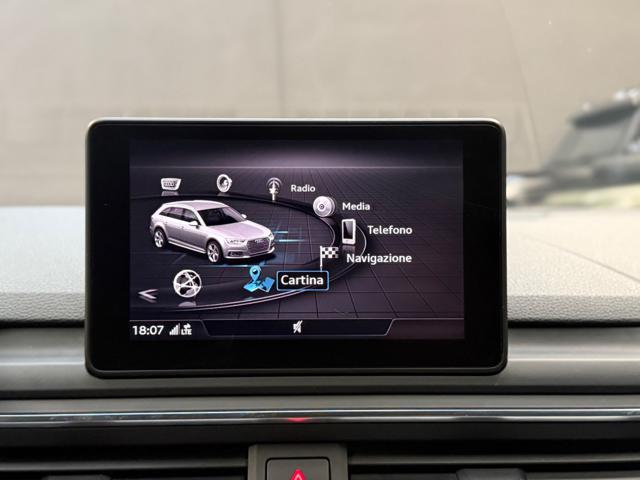 AUDI A4 usata, con Park Distance Control
