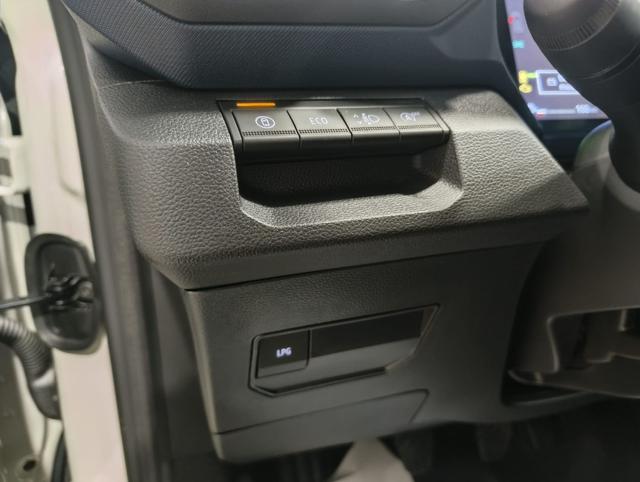 DACIA Duster usata, con Controllo automatico clima