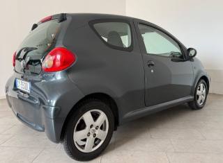 TOYOTA Aygo usata 5