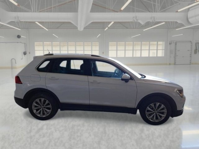 VOLKSWAGEN Tiguan usata, con Airbag laterali