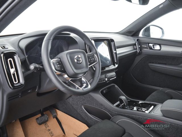 VOLVO XC40 usata 7