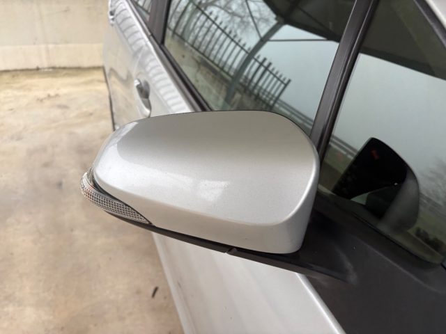 TOYOTA Yaris usata, con Sensore di pioggia