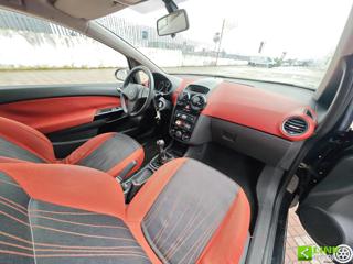 OPEL Corsa usata, con Cruise Control