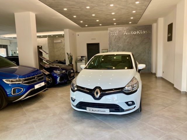 RENAULT Clio usata, con Airbag