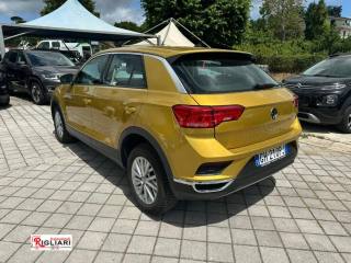 VOLKSWAGEN T-Roc usata, con Autoradio