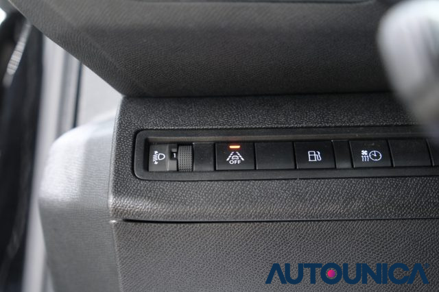 PEUGEOT 3008 usata, con Controllo elettronico della corsia