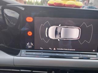 VOLKSWAGEN Golf usata, con Airbag testa