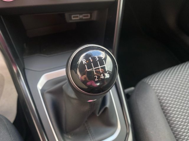 VOLKSWAGEN T-Roc usata, con Sedile posteriore sdoppiato