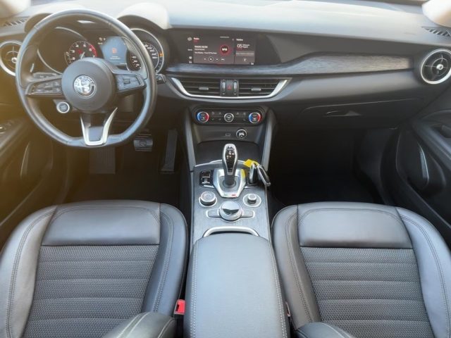 ALFA ROMEO Stelvio usata, con Cerchi in lega