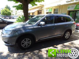 MITSUBISHI Outlander usata, con Autoradio