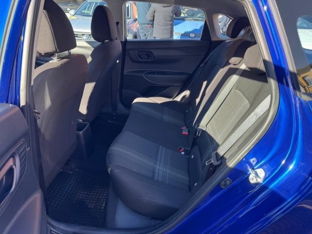 HYUNDAI i20 usata, con Controllo elettronico della corsia