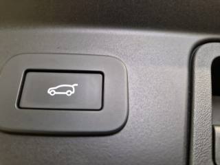 LAND ROVER Range Rover Velar usata, con Regolazione elettrica sedili