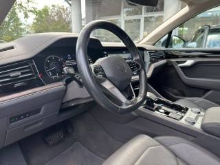VOLKSWAGEN Touareg usata, con Boardcomputer