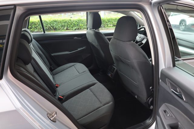 VOLKSWAGEN Golf Variant usata 112