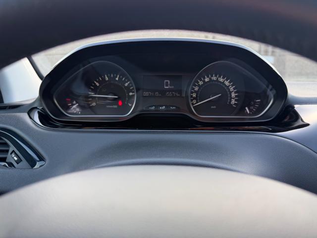 PEUGEOT 208 usata, con Fendinebbia