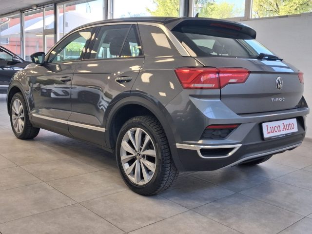 VOLKSWAGEN T-Roc usata, con Autoradio
