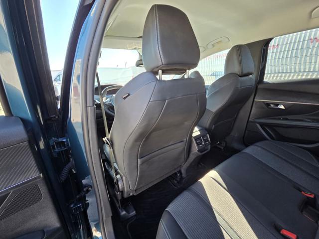 PEUGEOT 3008 usata, con Climatizzatore