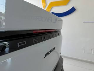 PEUGEOT 3008 usata, con Cruise Control
