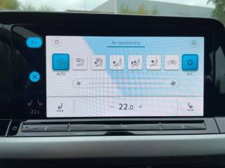 VOLKSWAGEN Golf usata, con ESP