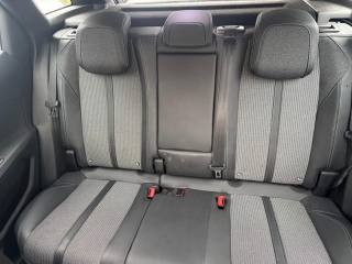 PEUGEOT 3008 usata, con Leve al volante