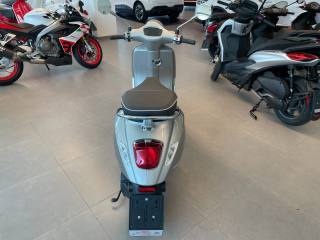 VESPA Elettrica usata 5
