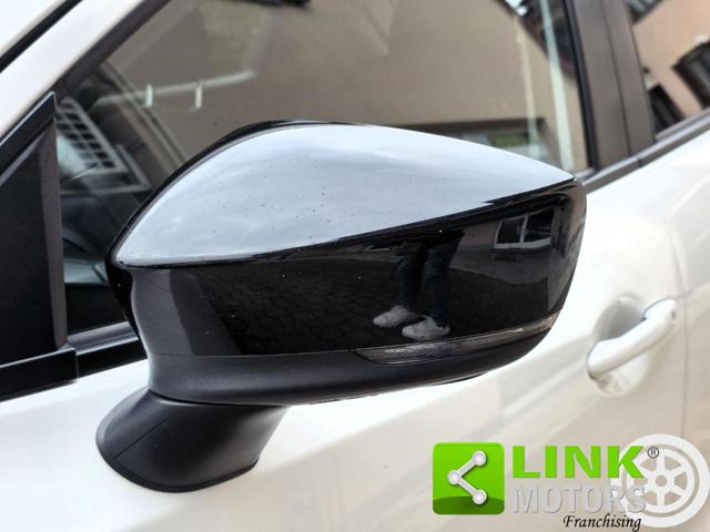 MAZDA 2 usata, con Touch screen