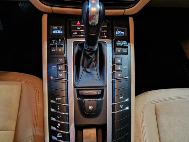 PORSCHE Macan usata, con Controllo trazione