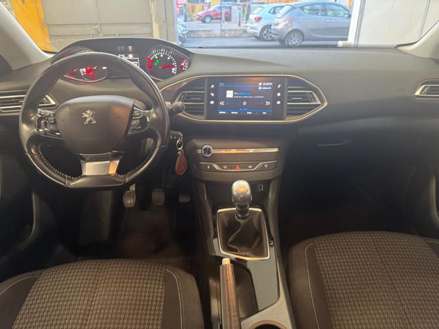 PEUGEOT 308 usata, con Cerchi in lega