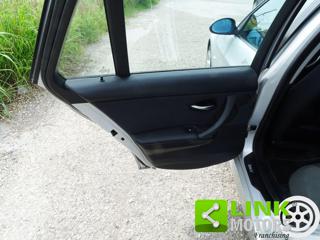 BMW 318 usata, con Specchietti laterali elettrici
