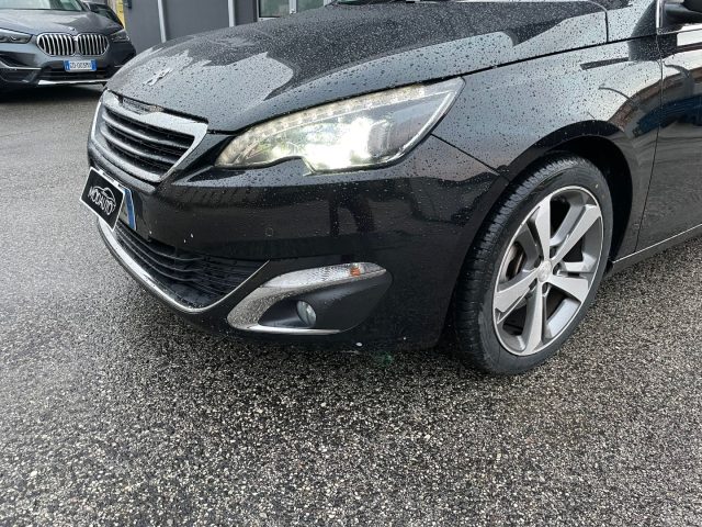 PEUGEOT 308 usata, con Airbag laterali