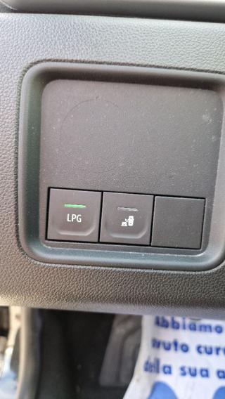 DACIA Duster usata, con Autoradio