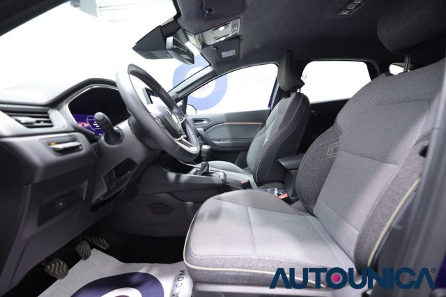 RENAULT Captur usata, con Volante in pelle