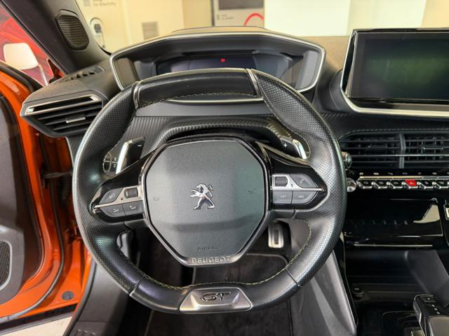 PEUGEOT 2008 usata, con Park Distance Control