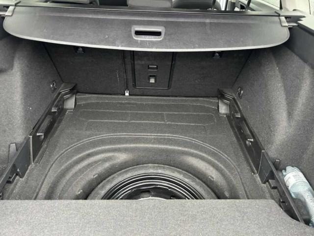 VOLKSWAGEN Golf Variant usata, con USB