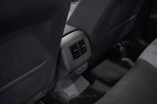 VOLKSWAGEN T-Roc usata 27