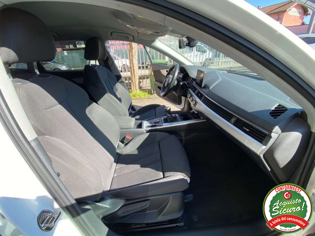 AUDI A4 usata, con Park Distance Control