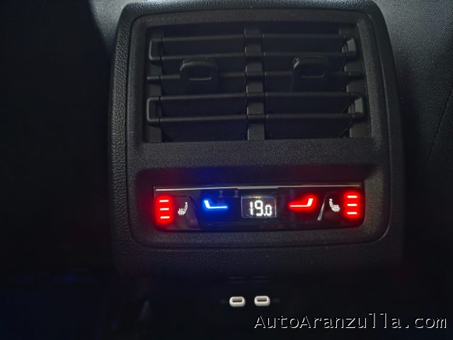 VOLKSWAGEN Golf usata, con Volante in pelle
