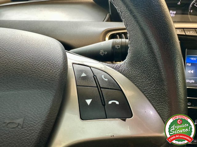 LANCIA Ypsilon usata, con USB